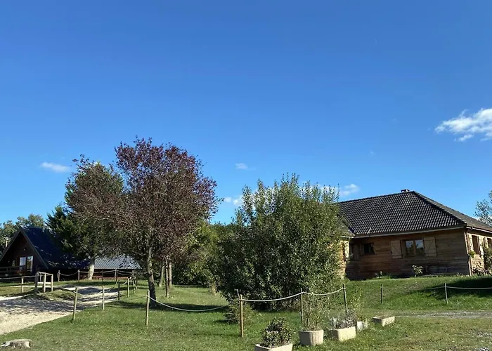 Grand Chalet, Parking, Animaux Admis - 11 Pers. Pres De Vichy - Fr-1-489-625 *