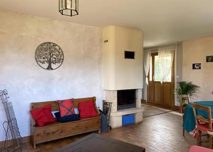 펜션 Grand Chalet, Parking, Animaux Admis - 11 Pers. Pres De Vichy - Fr-1-489-625 *