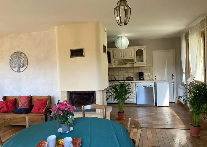 Grand Chalet, Parking, Animaux Admis - 11 Pers. Pres De Vichy - Fr-1-489-625