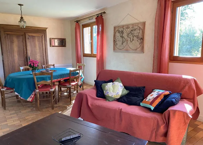 Grand Chalet, Parking, Animaux Admis - 11 Pers. Pres De Vichy - Fr-1-489-625 펜션 *